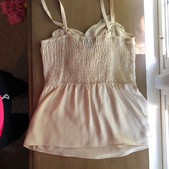 Tank - Picture 2 of 4